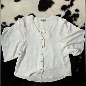 Wishlist apparel white button flowy blouse